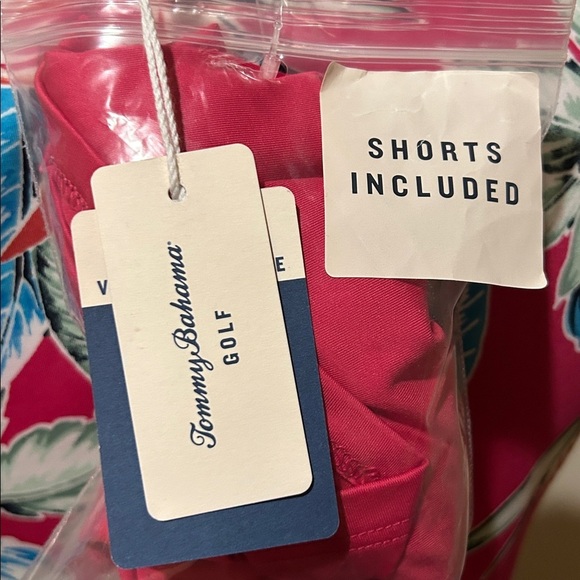 Tommy Bahama Pink Floral Golf Set - Picture 6 of 12